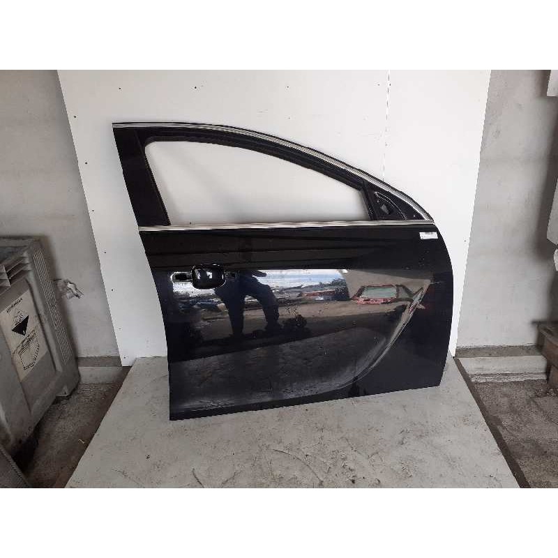 Recambio de puerta delantera derecha para opel insignia berlina essentia referencia OEM IAM 124098 128282 