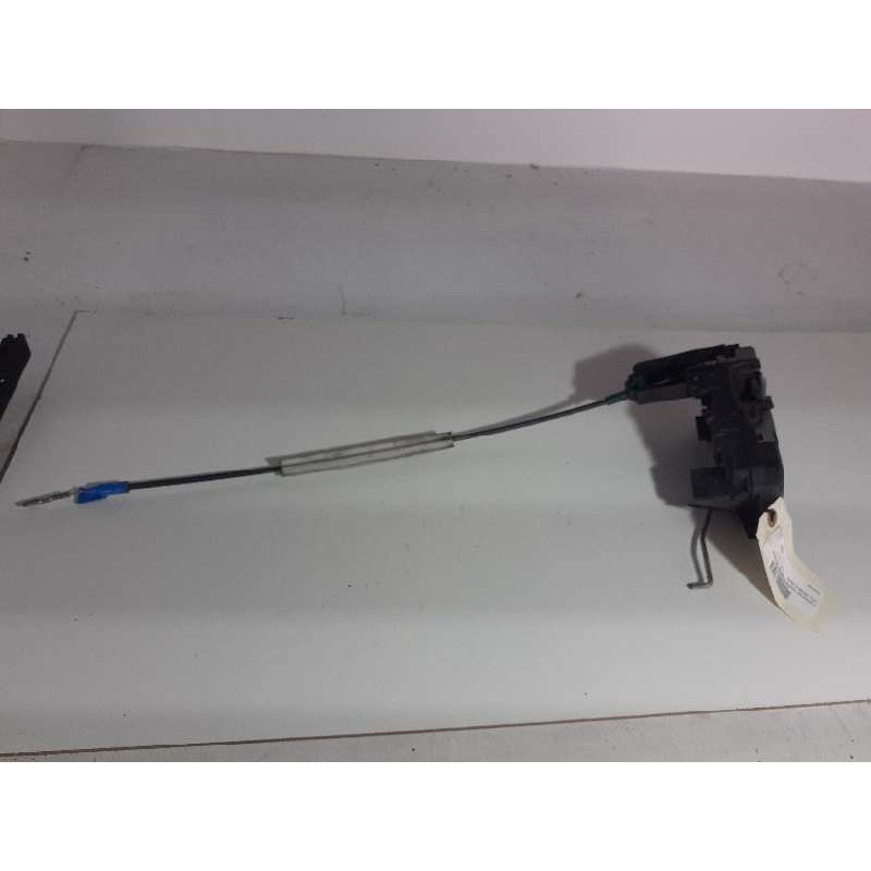 Recambio de cerradura puerta delantera izquierda para opel zafira b cosmo referencia OEM IAM 13218748  