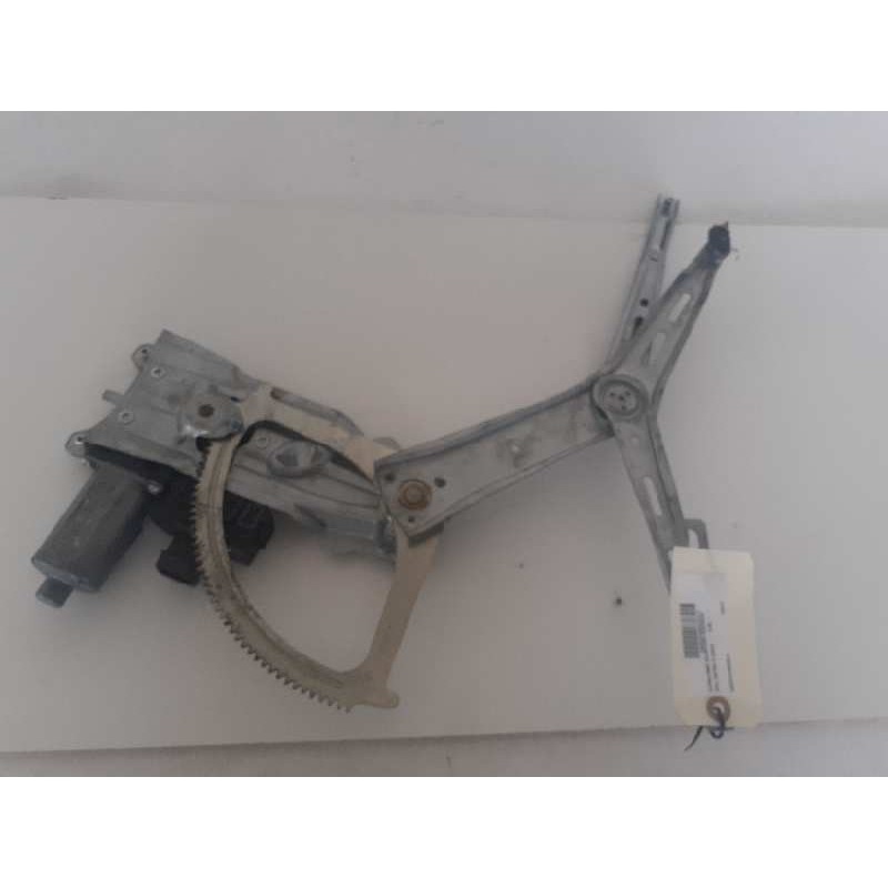 Recambio de elevalunas delantero izquierdo para opel zafira b cosmo referencia OEM IAM A337013132220LH  