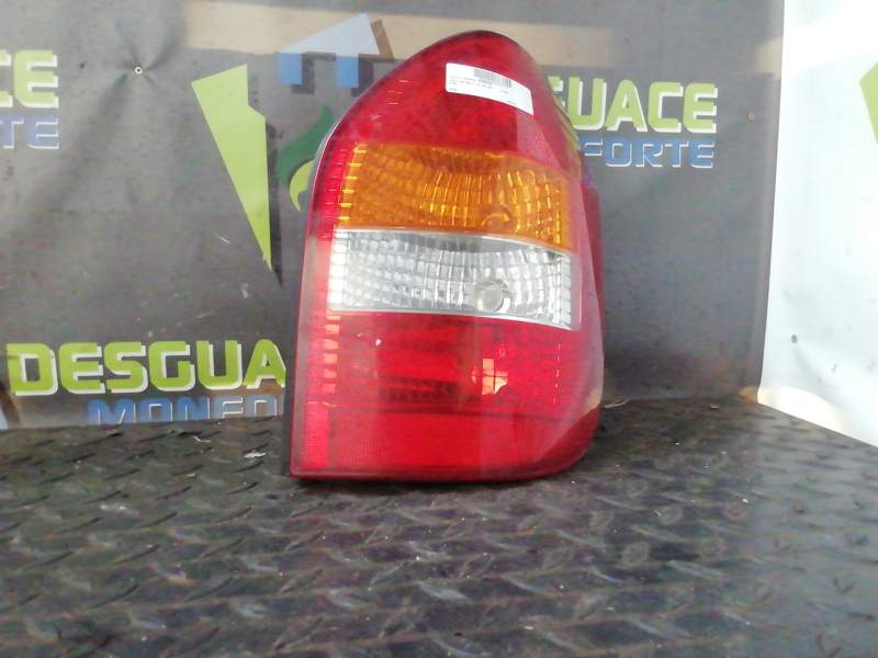 PILOTO TRASERO DERECHO 62281 