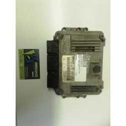 Recambio de centralita motor uce para renault megane ii berlina 3p 1.9 dci diesel referencia OEM IAM 8200184294 8200269883 02810