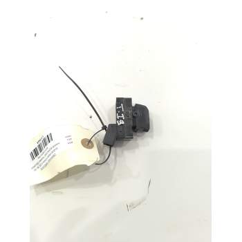 MANDO ELEVALUNAS TRASERO IZQUIERDO 8374765J005PK 
