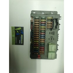Recambio de caja reles / fusibles para mini mini (r50,r53) 1.6 16v cat referencia OEM IAM 518030507 184933190203 6906600