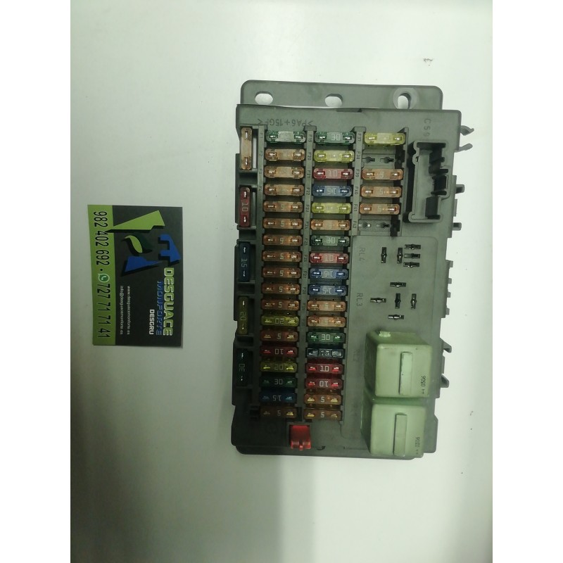Recambio de caja reles / fusibles para mini mini (r50,r53) 1.6 16v cat referencia OEM IAM 518030507 184933190203 6906600