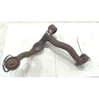 BRAZO SUSPENSION SUPERIOR DELANTERO IZQUIERDO 701407021B 