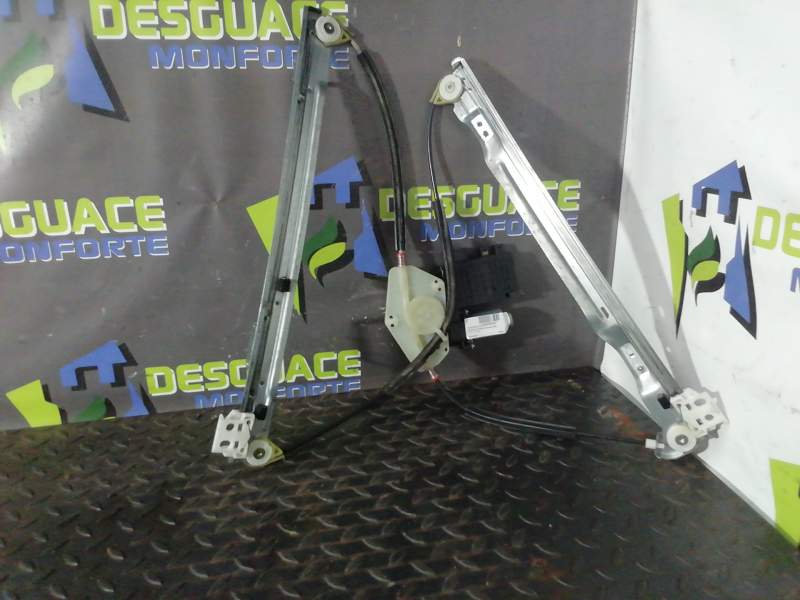ELEVALUNAS DELANTERO DERECHO 9674032480 400964F 
