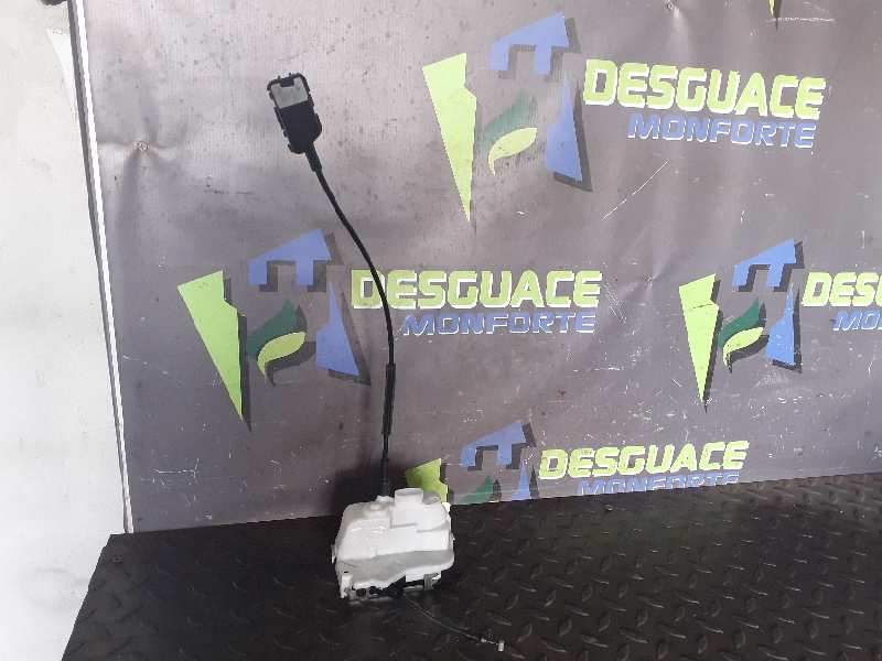 CERRADURA PUERTA TRASERA IZQUIERDA 
