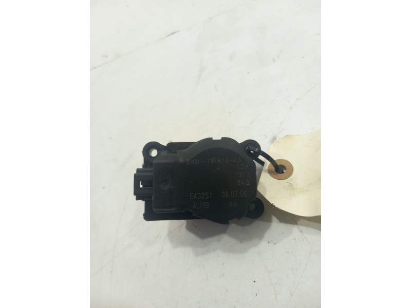 MOTOR TRAMPILLA CALEFACCION 3M5H19E616AB 