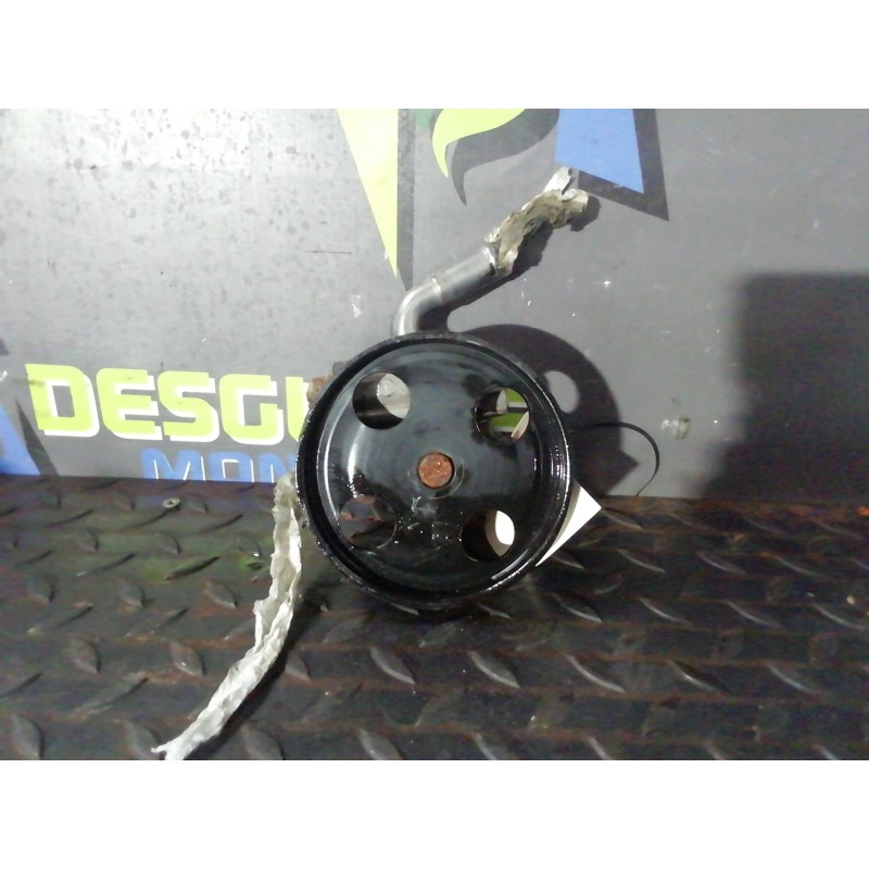 Recambio de bomba direccion para ford fiesta (cbk) ambiente referencia OEM IAM 1426694 266C3A696 