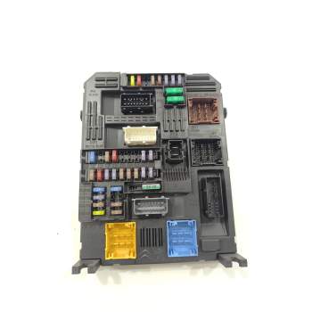 CAJA RELES / FUSIBLES 9819855080 
