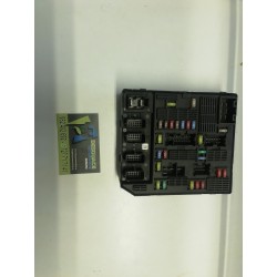 Recambio de caja reles / fusibles para renault latitude 2.0 dci diesel fap referencia OEM IAM 284B60738R  