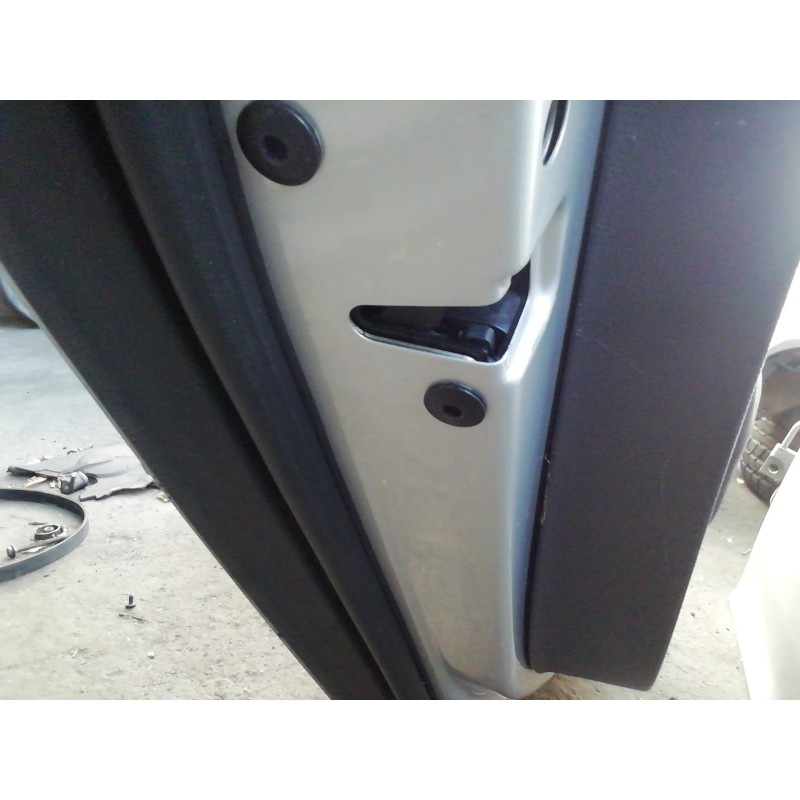 Recambio de cerradura puerta trasera izquierda para volkswagen golf v berlina (1k1) highline referencia OEM IAM   