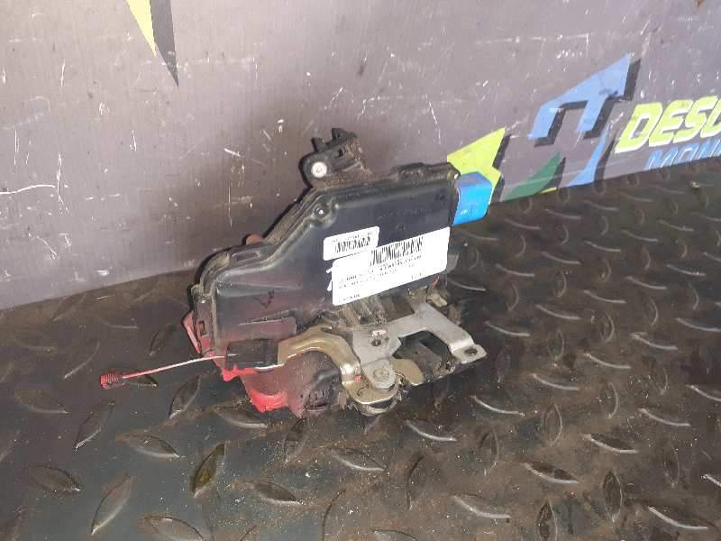 CERRADURA PUERTA TRASERA DERECHA 7L0839016 