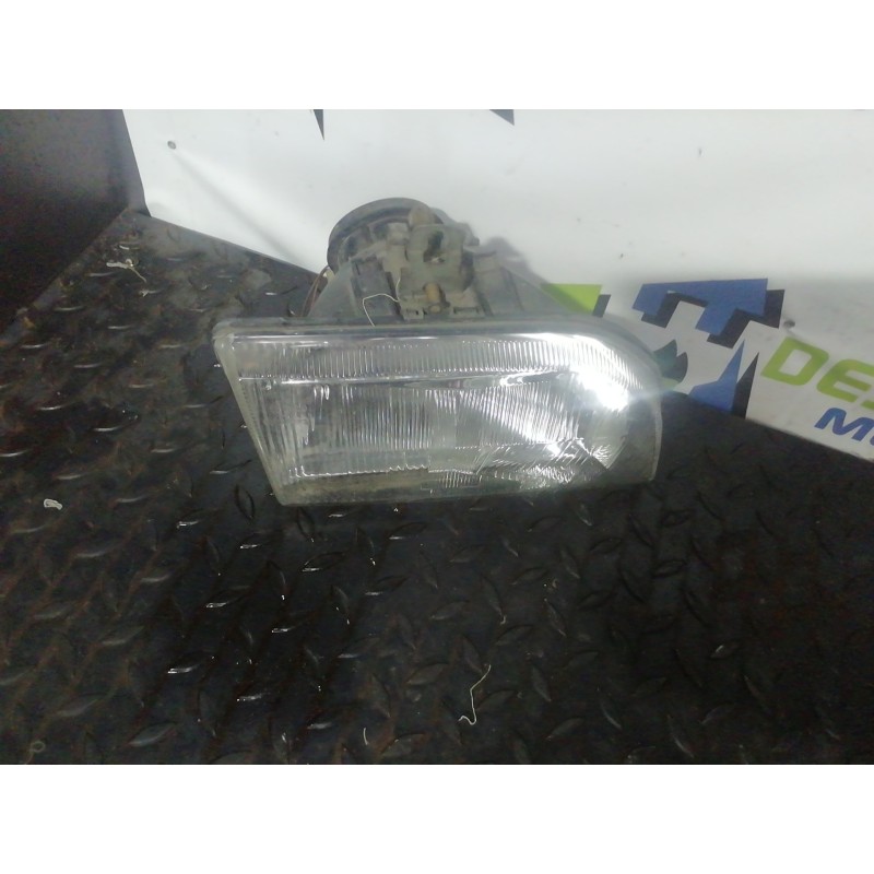 Recambio de faro derecho para ford fiesta berl./courier surf referencia OEM IAM   