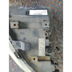 Recambio de faro derecho para chrysler grand voyager limited referencia OEM IAM 05113338AF  