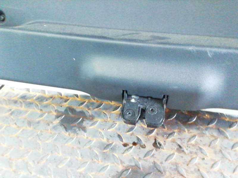 CERRADURA MALETERO / PORTON 846307169R 