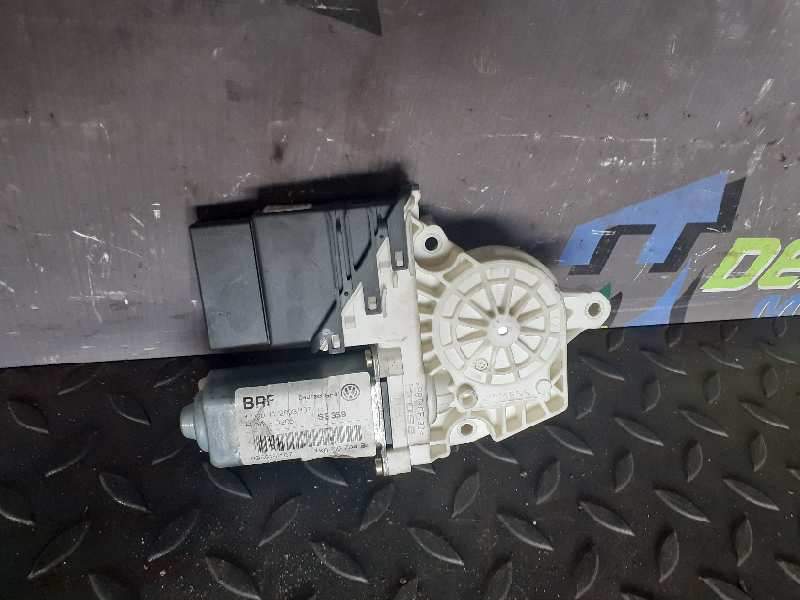 MOTOR ELEVALUNAS TRASERO DERECHO 1K0959704B 