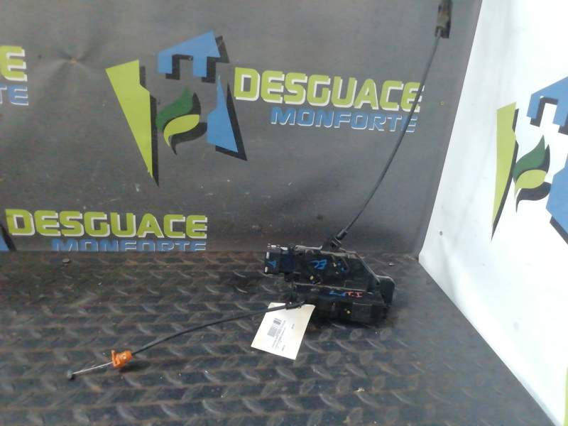 CERRADURA PUERTA TRASERA IZQUIERDA 24090158 