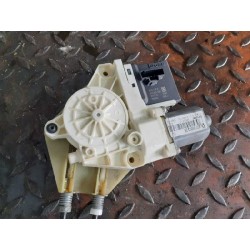 Recambio de elevalunas trasero derecho para renault megane iii sport tourer expression referencia OEM IAM 827200008R 827300003R 