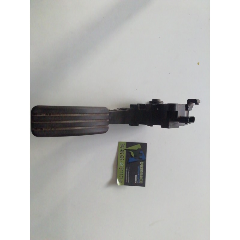 Recambio de pedal acelerador para renault megane iii sport tourer expression referencia OEM IAM 180020022R  