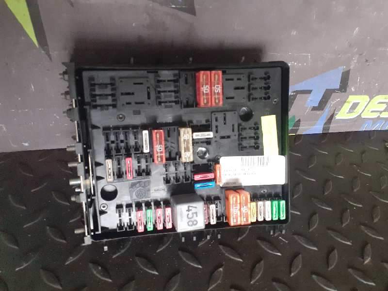 CAJA RELES / FUSIBLES 1K0937124H 