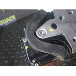 Recambio de cerradura puerta trasera derecha para opel astra j sports tourer sport referencia OEM IAM 3023880  