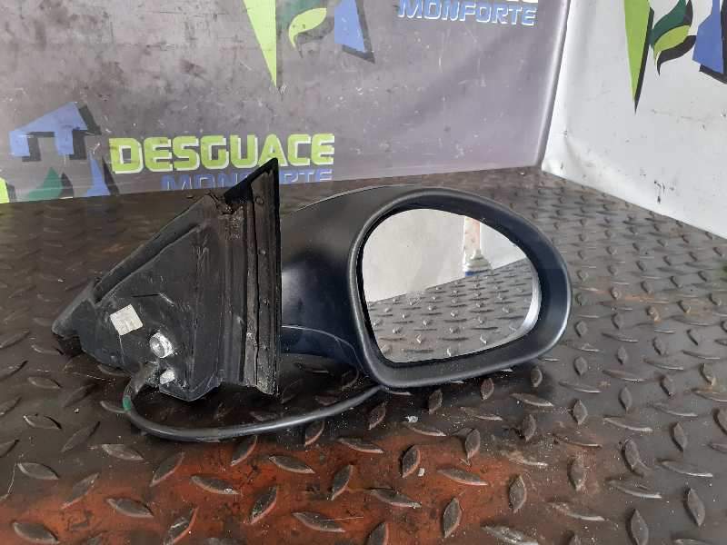 RETROVISOR DERECHO 