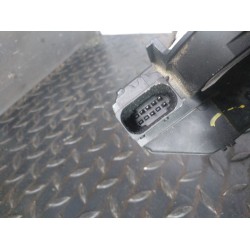 Recambio de cerradura puerta trasera derecha para opel astra j sports tourer sport referencia OEM IAM 3023880  