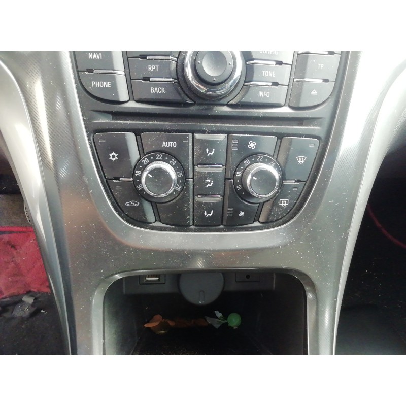 Recambio de mando climatizador para opel astra j sports tourer sport referencia OEM IAM 13343707  