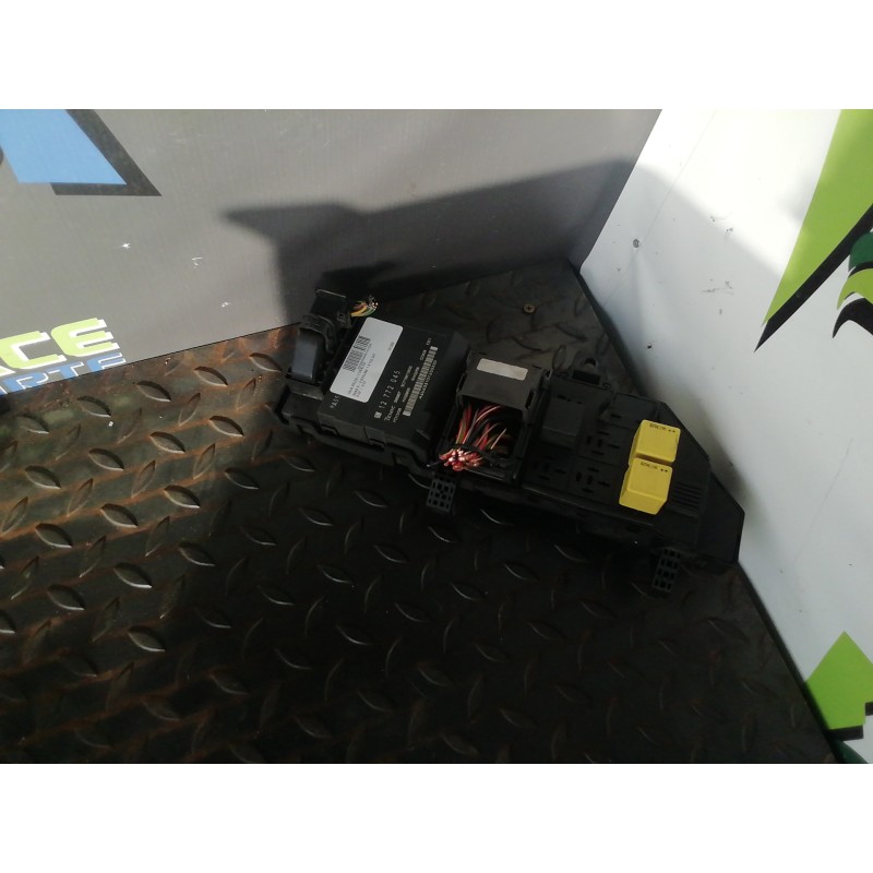 Recambio de caja reles / fusibles para saab 9-3 berlina 1.9 tid cat referencia OEM IAM 12772045  