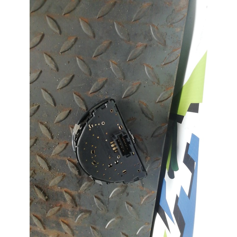 Recambio de mando luces para saab 9-3 berlina 1.9 tid cat referencia OEM IAM 12786135  