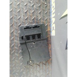 Recambio de caja reles / fusibles para renault scenic ii 1.9 dci diesel referencia OEM IAM 8200306437  