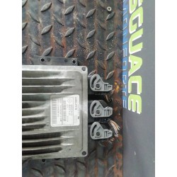 Recambio de centralita motor uce para renault megane ii berlina 3p referencia OEM IAM 8200374152 8200334419 