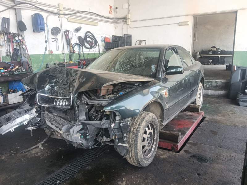 AUDI A4 B5 (8D2)