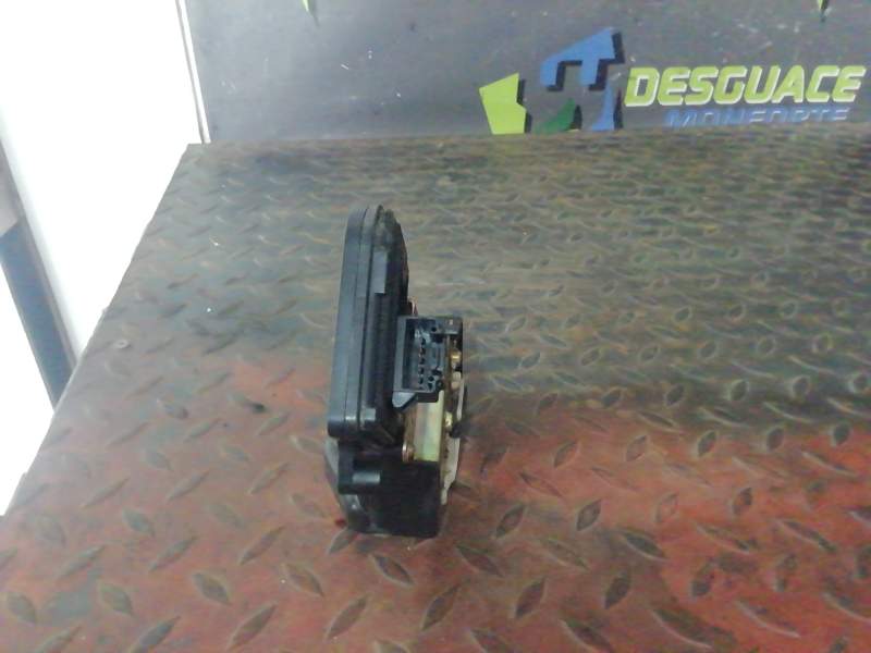 CERRADURA PUERTA TRASERA DERECHA A94A96R 
