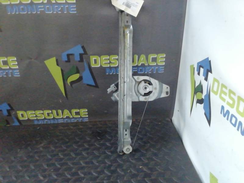 ELEVALUNAS TRASERO DERECHO 400968D 