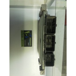 Recambio de centralita motor uce para renault scenic ii 1.5 dci diesel referencia OEM IAM 8200565863 8200495479 S122326108A