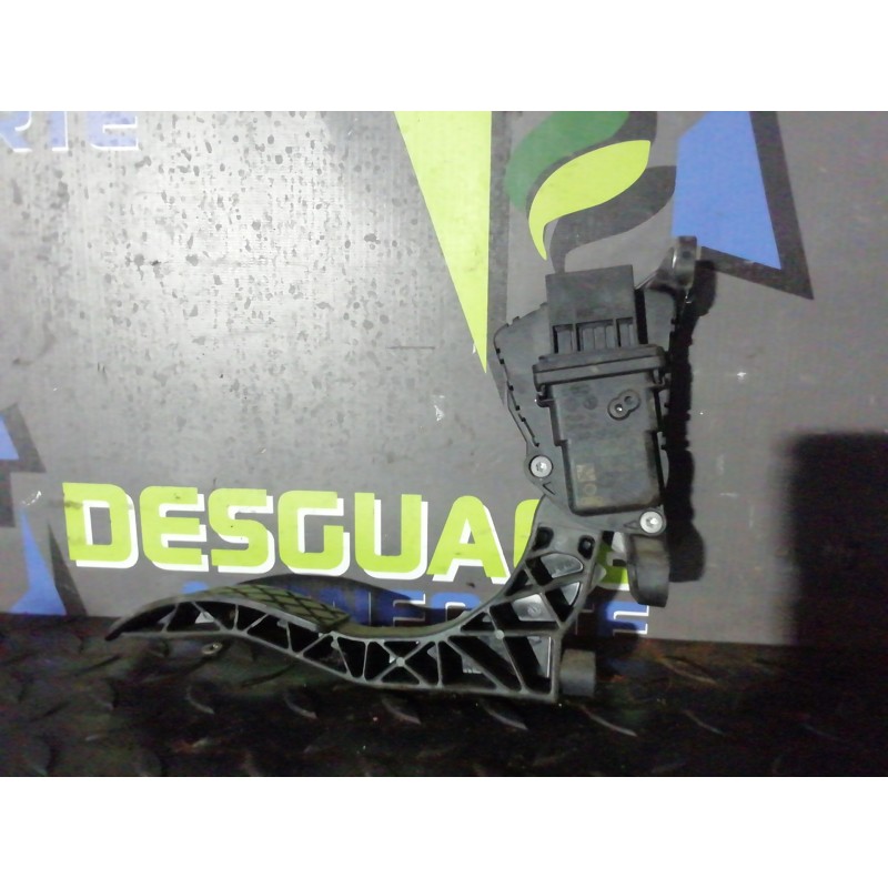 Recambio de potenciometro pedal para audi a6 berlina (4b2) 2.5 tdi referencia OEM IAM 4F1721523A  