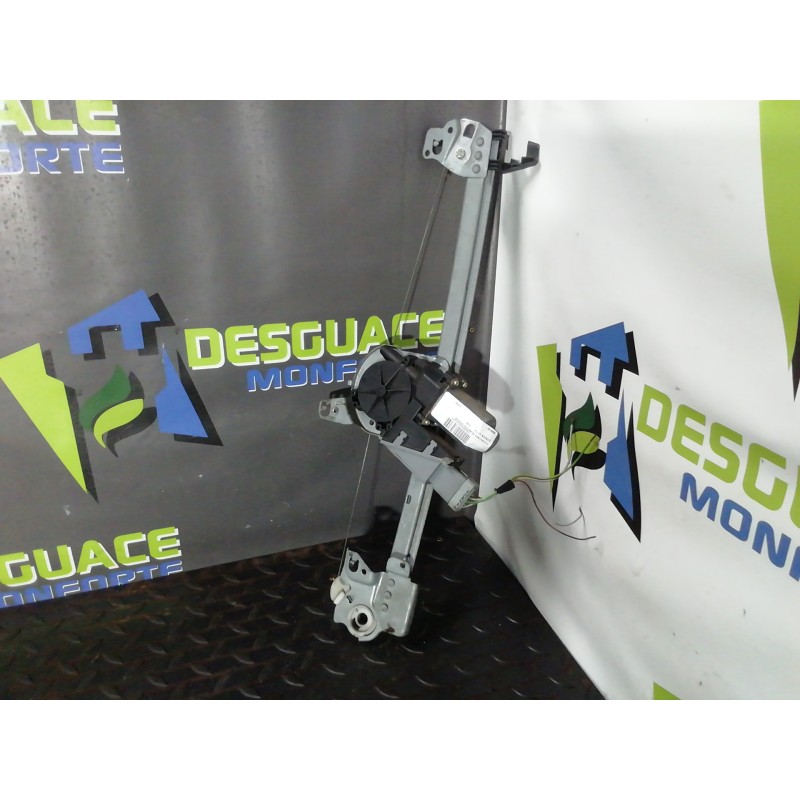 Recambio de elevalunas delantero derecho para citroën c3 1.4 referencia OEM IAM 400618F 8544610 