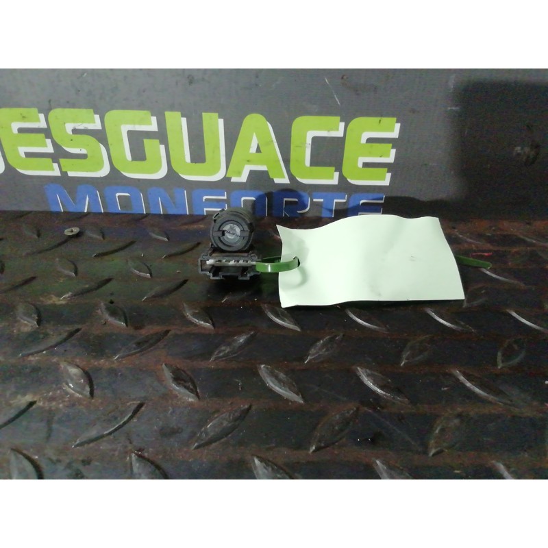 Recambio de interruptor para skoda octavia berlina (1z3) 2.0 tdi referencia OEM IAM 19322010 3B0945511C 