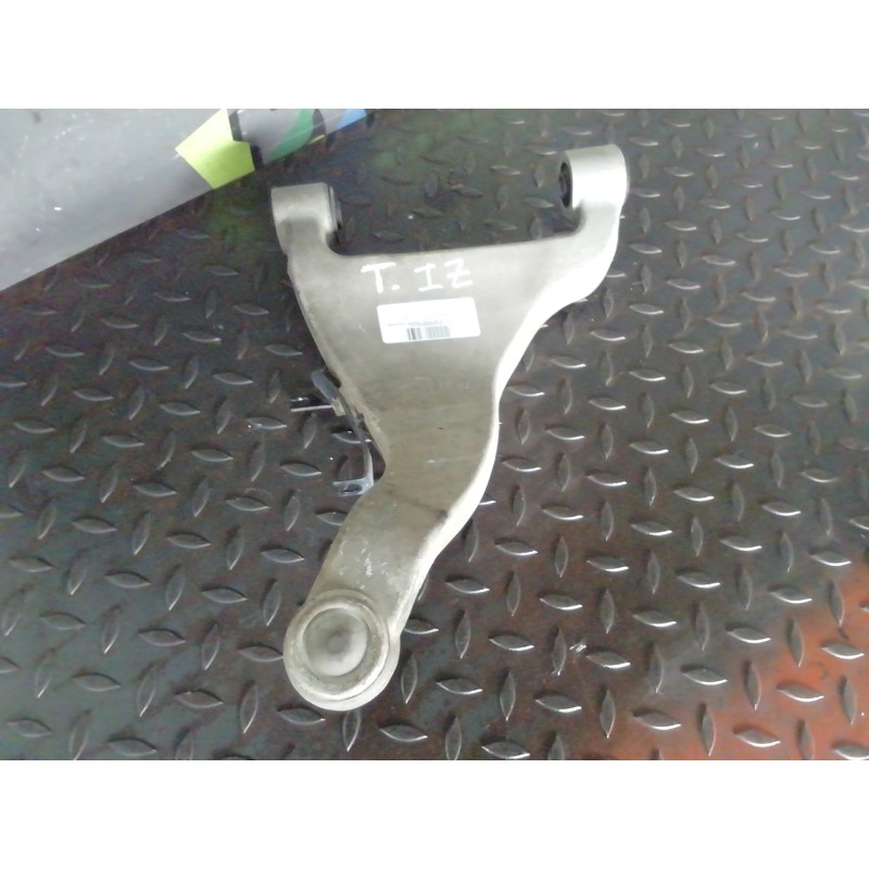 Desguace MonforteBRAZO SUSPENSION SUPERIOR TRASERO IZQUIERDO 55502CA00A NISSANBrazo suspension superior trasero izquierdo|Desguace Monforte