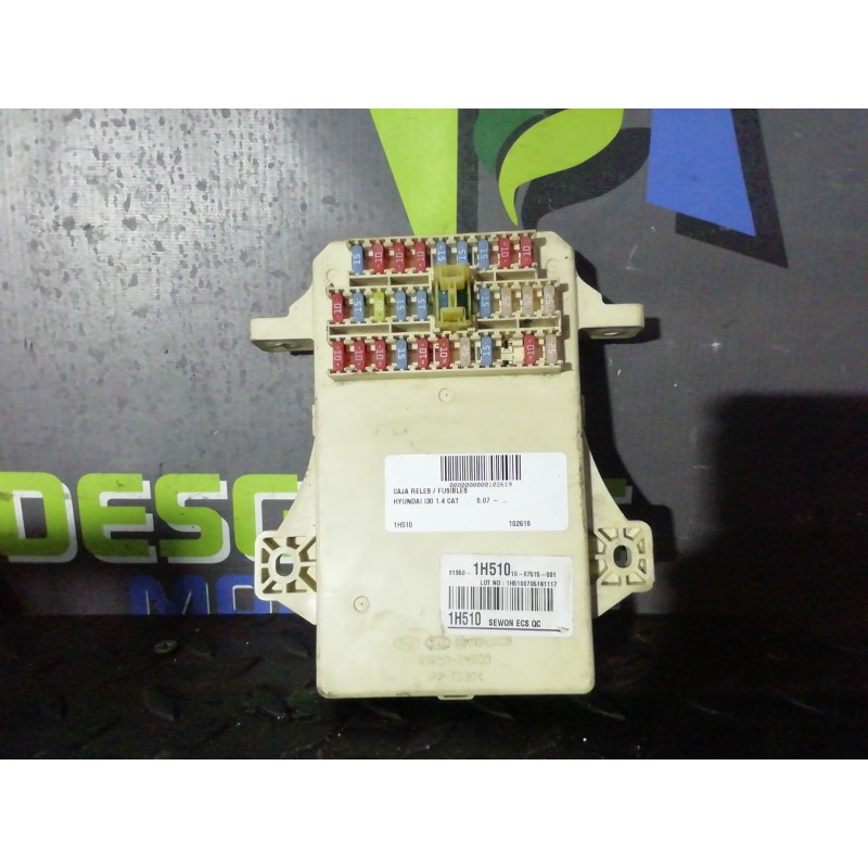Recambio de caja reles / fusibles para hyundai i30 1.4 cat referencia OEM IAM 1H510  