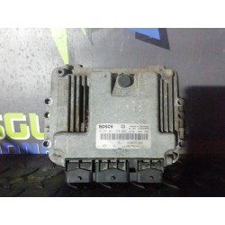 Recambio de centralita motor uce para renault megane ii berlina 3p 1.9 dci diesel referencia OEM IAM 0281011776  