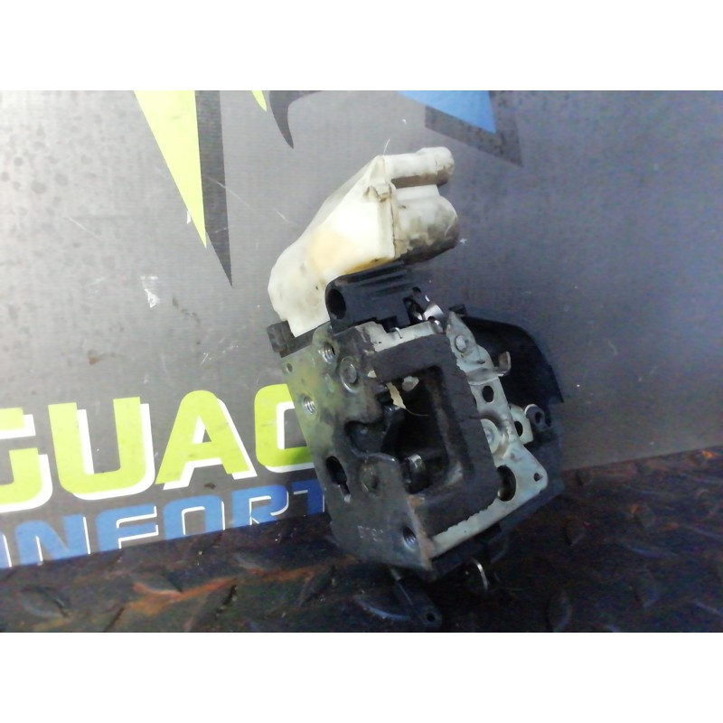 Recambio de cerradura puerta delantera derecha para fiat punto berlina (188) 1.2 16v cat referencia OEM IAM B792  