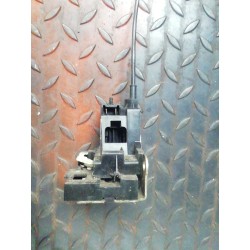 Recambio de cerradura puerta trasera derecha para renault scenic ii 1.4 16v referencia OEM IAM   