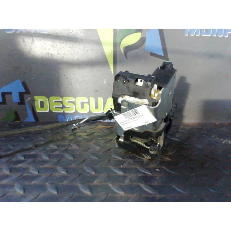 Recambio de cerradura puerta delantera derecha para ford fiesta (cbk) 1.4 tdci cat referencia OEM IAM 2S51B219A64EB  