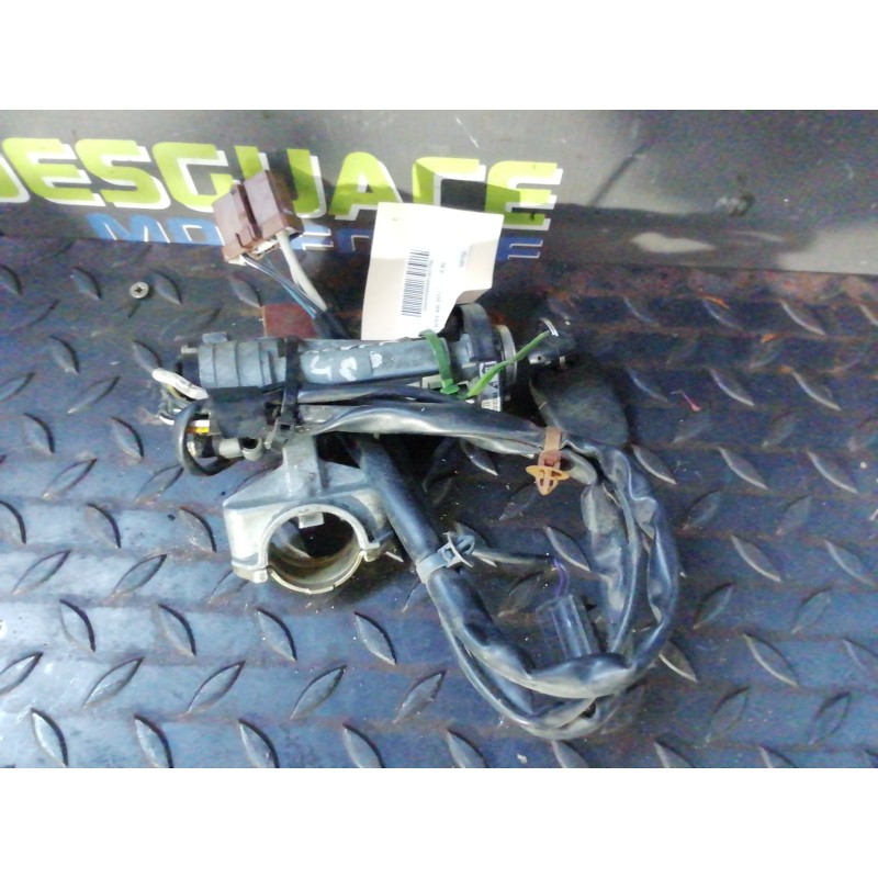 Recambio de antirrobo para mg serie 400 (rt) referencia OEM IAM 52010356A  