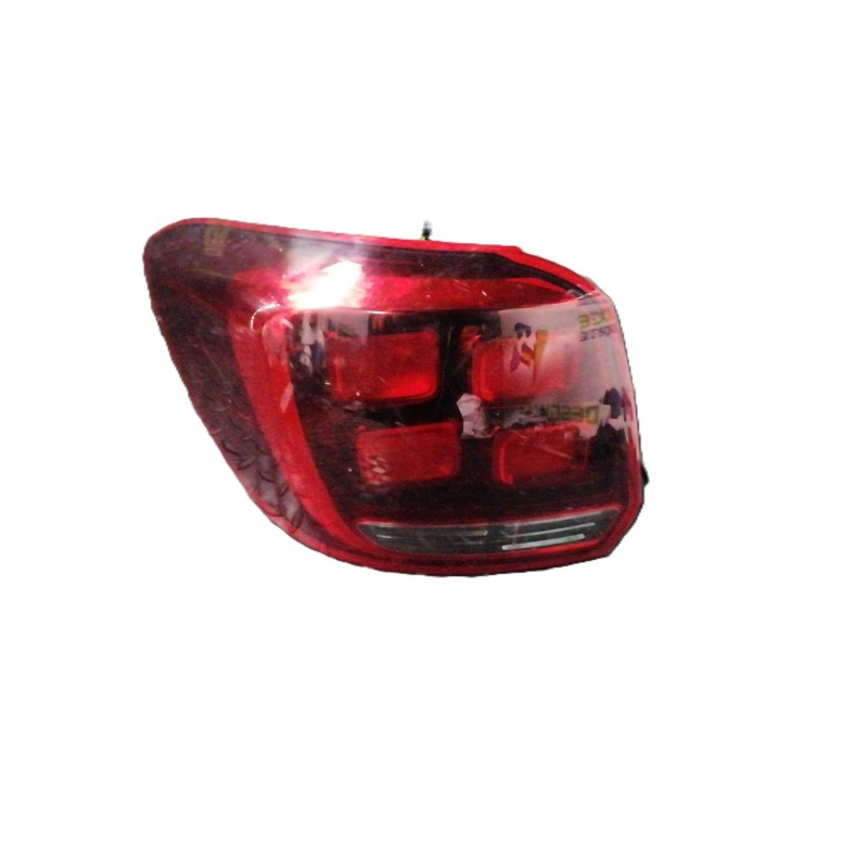 Recambio de piloto trasero derecho para renault sandero ii 1.2 16v referencia OEM IAM 265554938R  