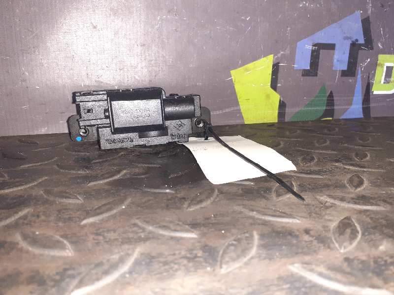 CERRADURA MALETERO / PORTON 90502EY10A 
