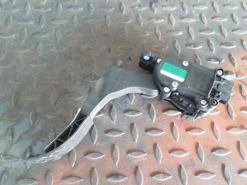 PEDAL ACELERADOR 6Q1721503C 
